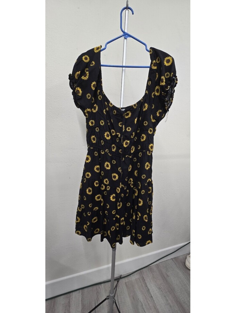 Hot Topic Black Sunflower Print Dress